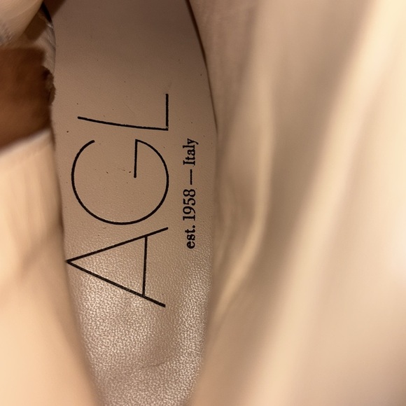 EUC Agl Brown Ankle Boots with Pointed Toe and Stiletto Heel Size 35.5 Suede - Picture 10 of 10